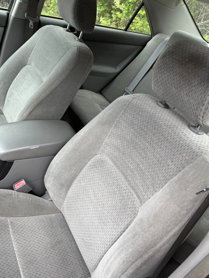 2003 Toyota Camry LE - photo 4