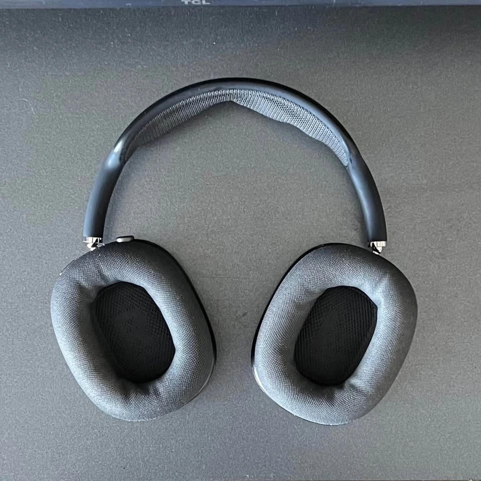 Apple AirPod Max- READ DESCRIPTION - photo 3