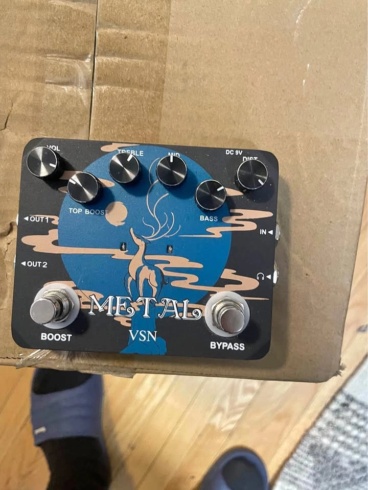 Metal vsn guitar pedal