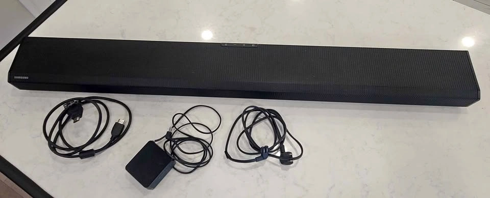 Samsung Q70T Soundbar with Subwoofer – Dolby Atmos