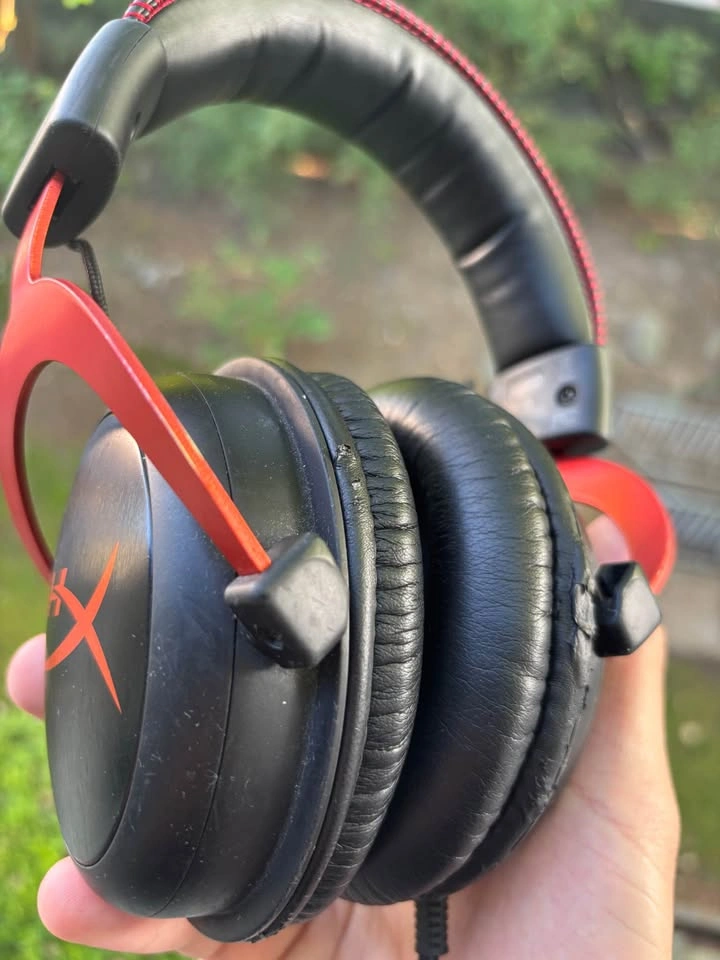 HyperX Cloud II Gaming Headphones Black and Red - photo 2