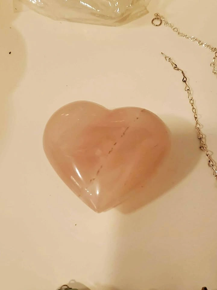 Rose quartz, heart
