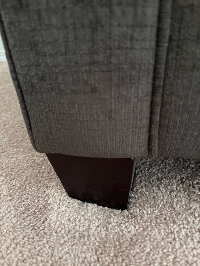 Dufrsen Sofa - photo 3