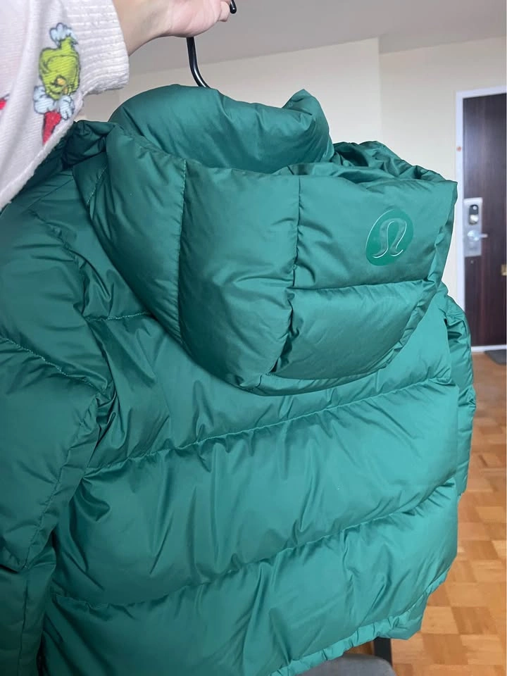 Lululemon Puffer Jacket Women Size 2 - photo 3