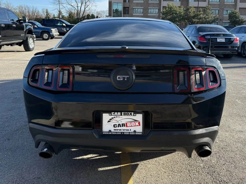 2011 Ford Mustang GT Premium Coupe 2D - photo 4