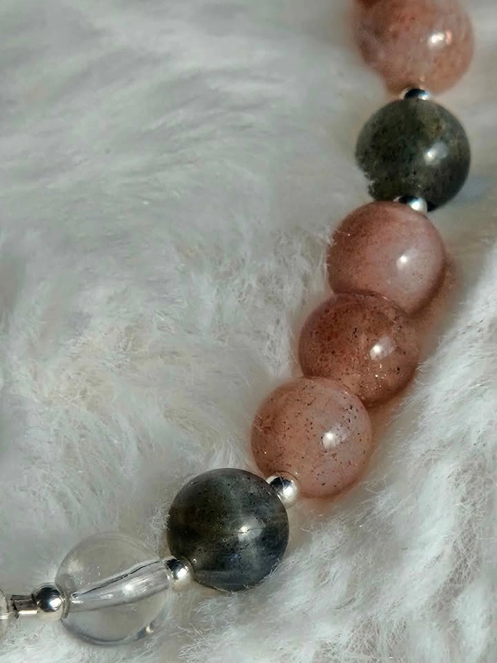Sunstone and Labradorite Bracelet - photo 3