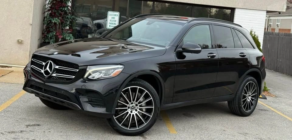 2017 Mercedes-Benz GLC 300 4MATIC Sport Utility - photo 2