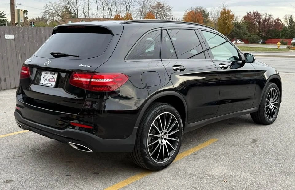 2017 Mercedes-Benz GLC 300 4MATIC Sport Utility - photo 5