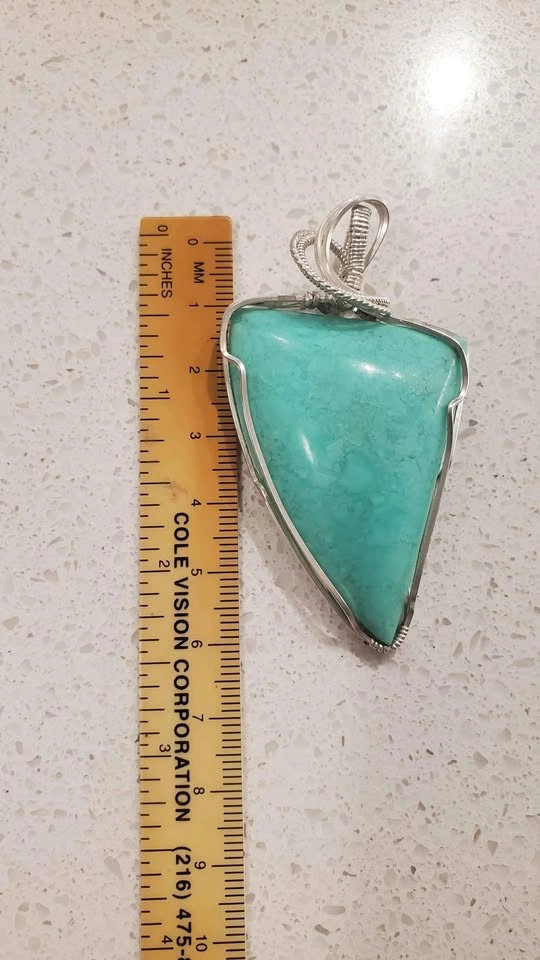 Chrysoprase pendant wire wrapped in silver - photo 4