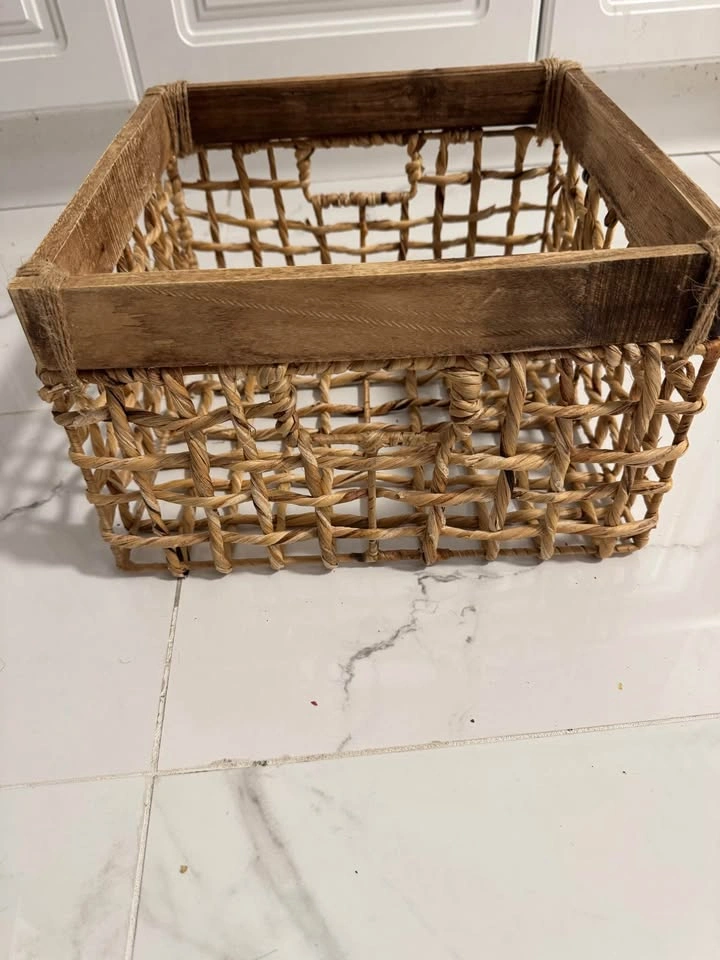 Woven Seagrass Storage Basket with Wood Frame - photo 2