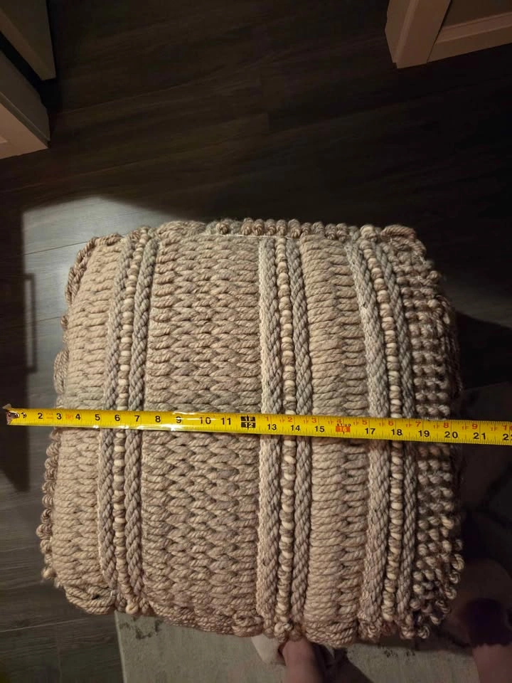 2 Pouf Ottomans - photo 4
