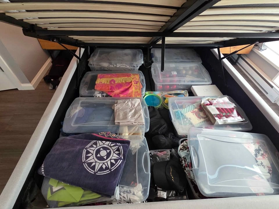 Queen Storage Bed Frame (No Mattress) - photo 2