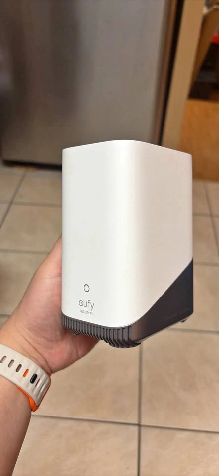Eufy S380 HomeBase