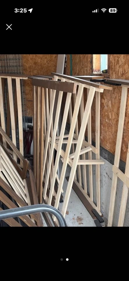 Brown Full Size Wood Bed Frame w/ Slatted Headboard - photo 5