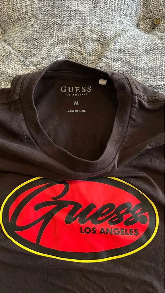 Guess Vintage Los Angeles Diner Tee - Size M - photo 2