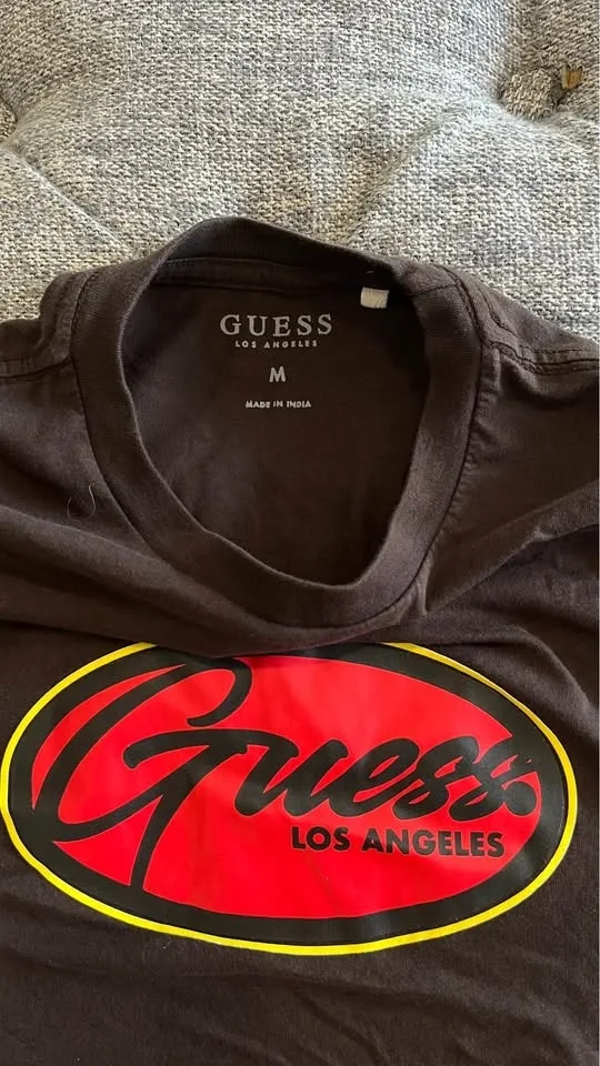 Guess Vintage Los Angeles Diner Tee - Size M - photo 2