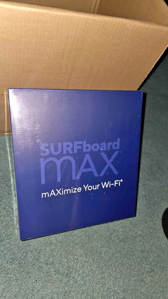 Arris SURFboard mAX Dash Tri-Band Mesh Wi-Fi System (WC4S)
