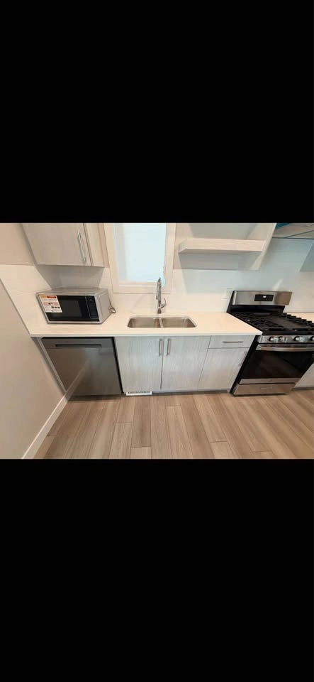 1 Bed 1 Bath - House - photo 5