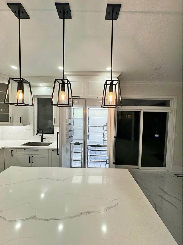 Custom Kitchens - Made in Canada