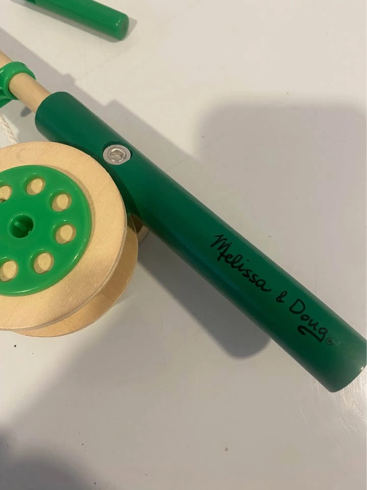 Melissa & Doug Magnetic Fishing Game Toy - photo 5