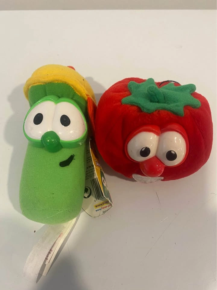 Vintage VeggieTales Jr Asparagus & Bob Tomato Plush Lot - photo 2