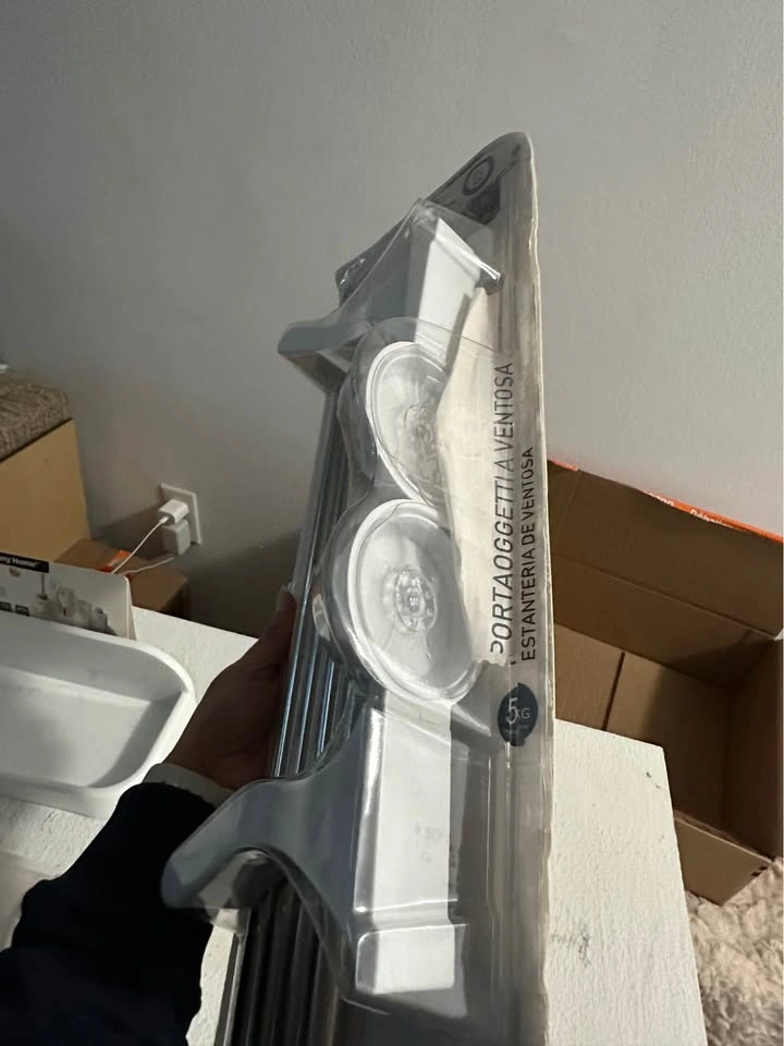 Move Out Sale - Bathroom Organizer Set | Suction Shelf + Adhesiv - photo 4