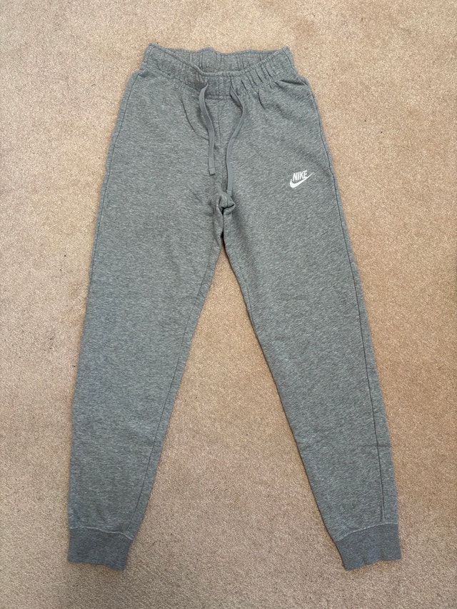 Nike Women's Club Fleece Joggers in Grey