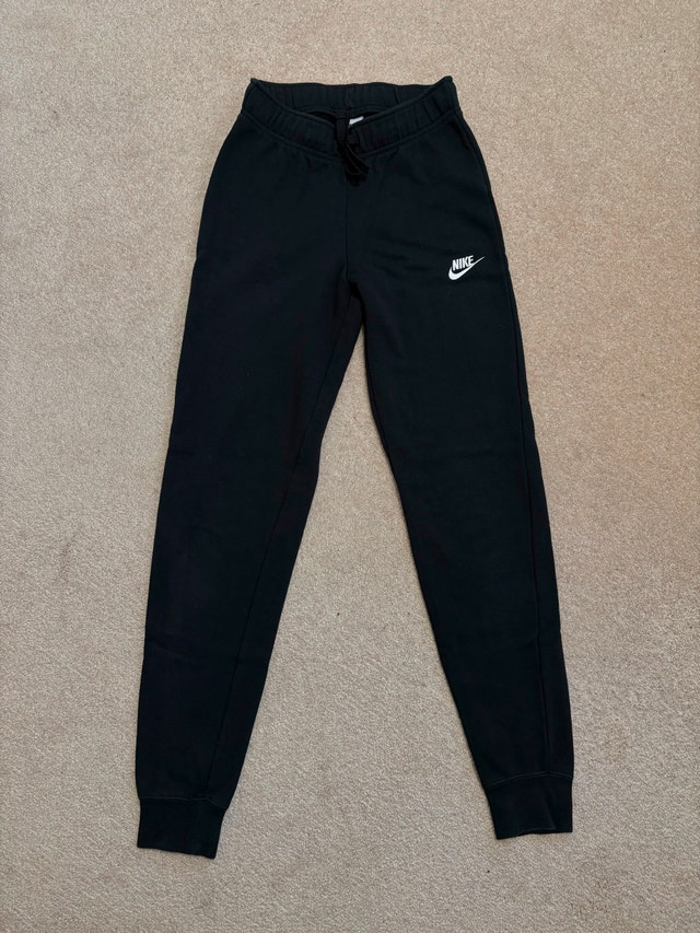 Nike Women's Club Fleece Joggers in Black