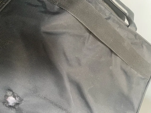 DELL black laptop carrying case 15"×13" image indicator(10)