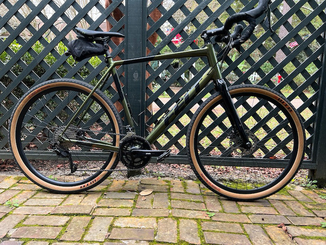 felt gravel bike