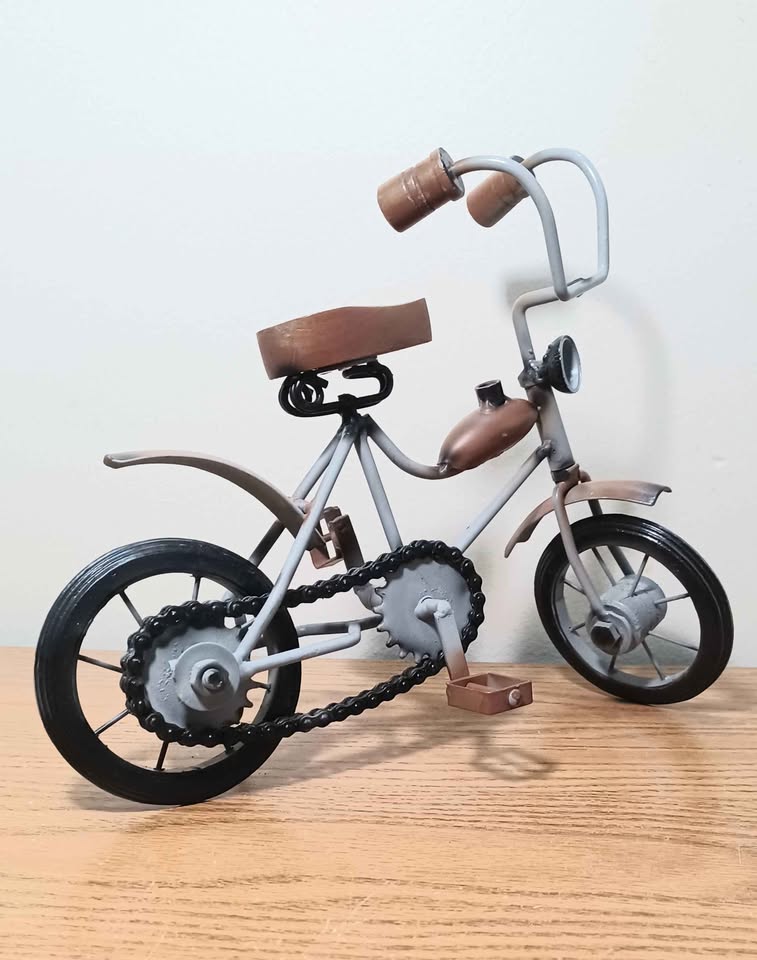Vintage Hand Crafted Metal Motorcycle - photo 2