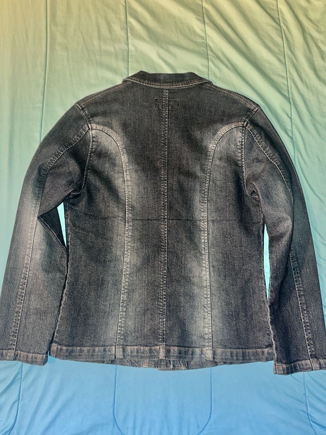 Valentino Ruby Italy Denim Jacket - Size L (fits M) - photo 5