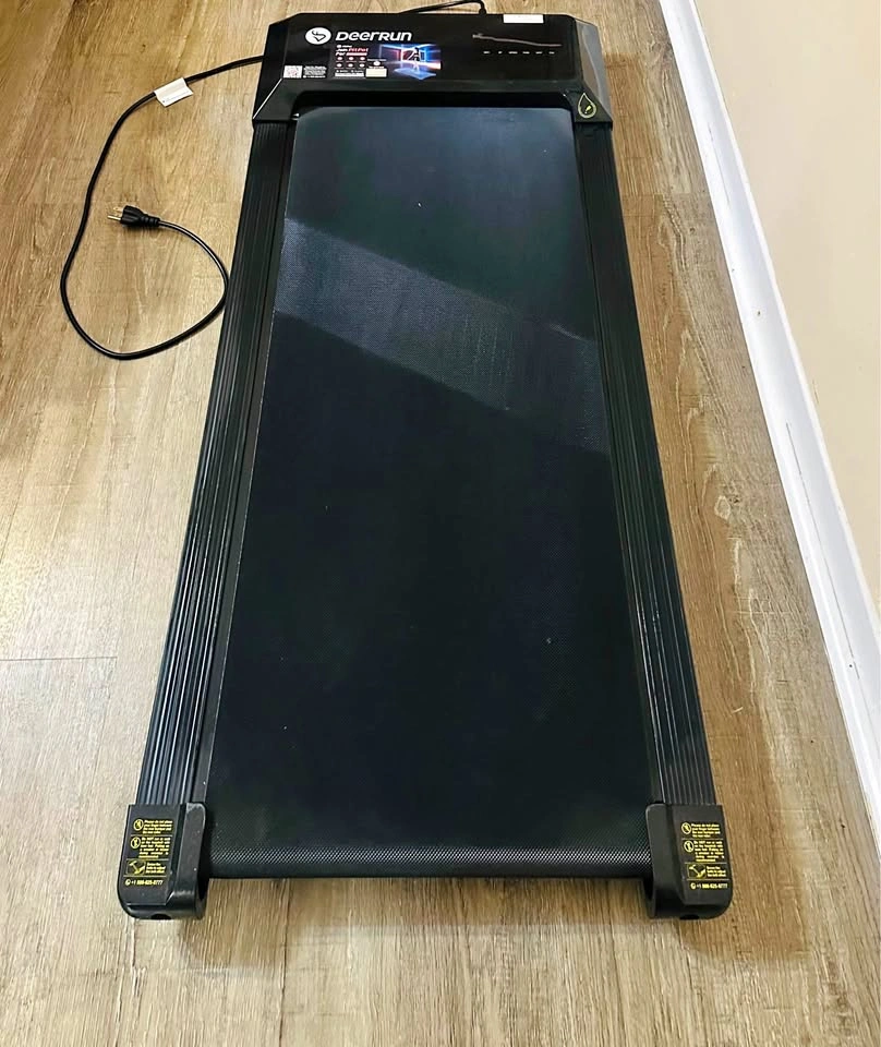 DeerRun Walking Pad Treadmill for Sale – Like New