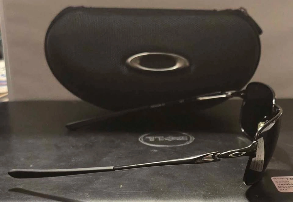 Oakley C Wire Classic sunglasses. $70. - photo 2