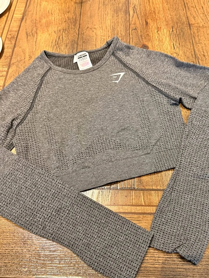 Gymshark Grey Long Sleeve Workout Top M