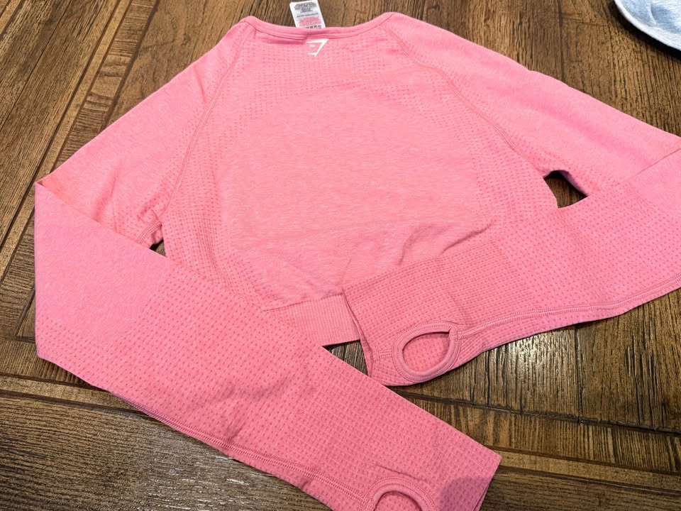 Gymshark Pink Seamless Workout Long Sleeve Crop Top M - photo 2