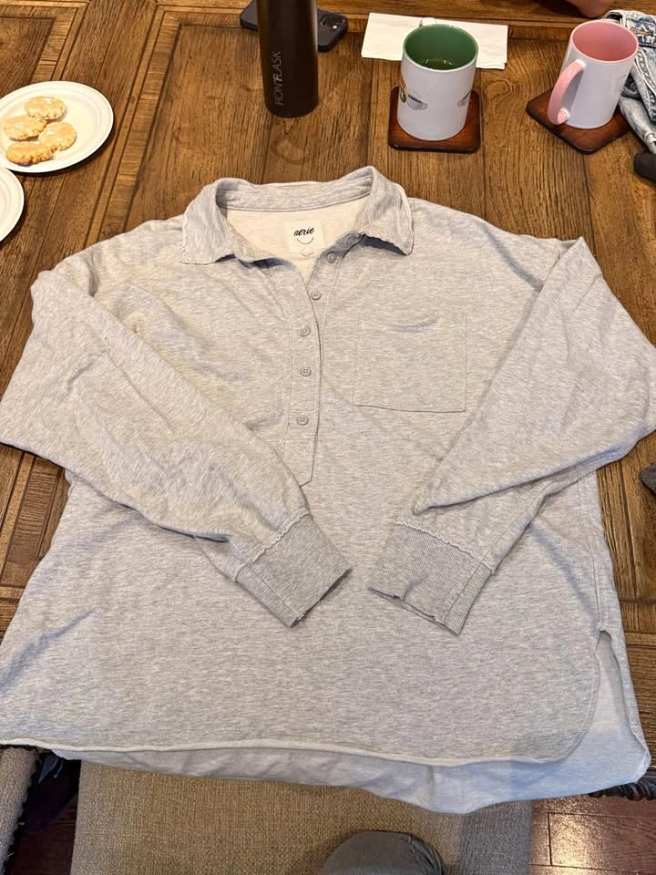 Aerie Gray Collared Long Sleeve Shirt XS