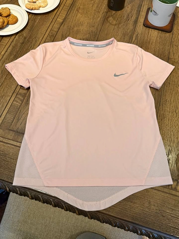 Nike Dri-Fit Pink Running Shirt XS