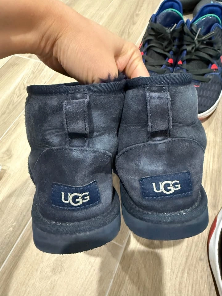Boys Designer Shoes - Jordan, Nike, UGG, NB (Sz 4-6) - photo 3