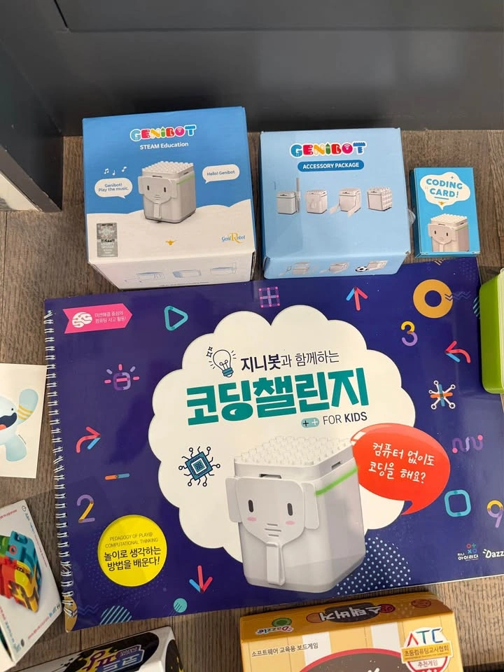 Ultimate Kids STEM & Coding Bundle (Osmo, Genibot) - photo 2