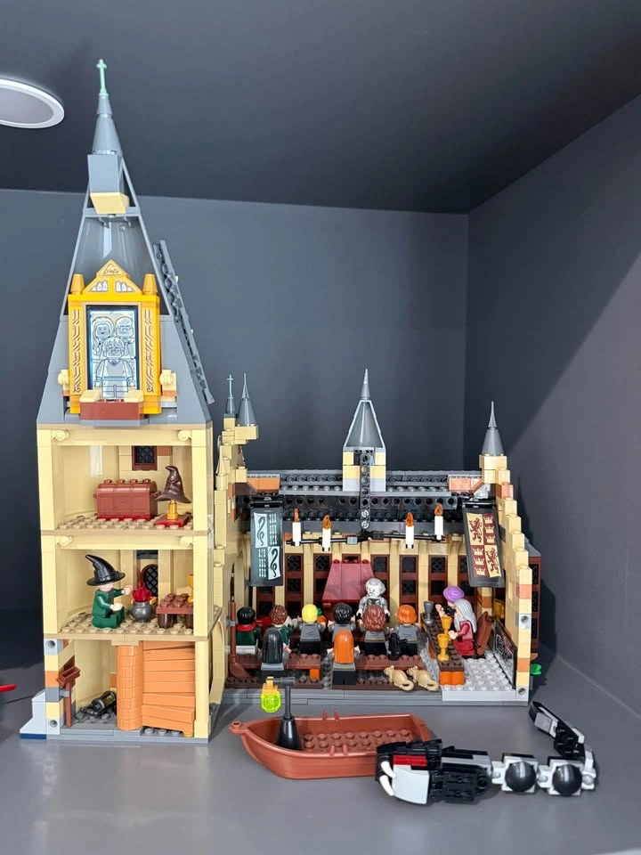Massive LEGO Harry Potter Bundle ⚡️ (Fully Assembled Great Hall - photo 3