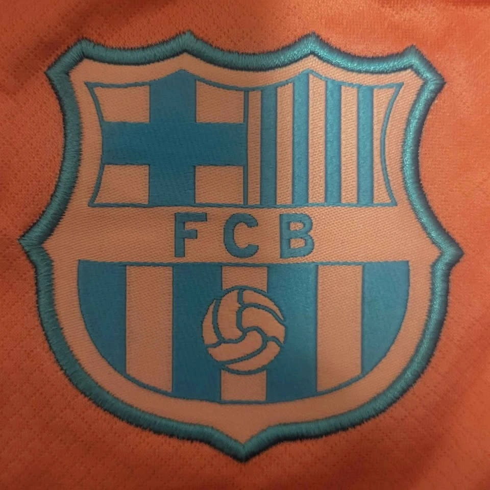 FC Barcelona 24/25 Pink Concept Jersey - photo 3