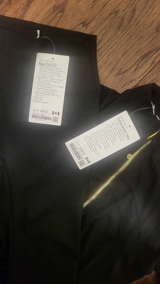 Lululemon "Gold Edition" Define Set - photo 2