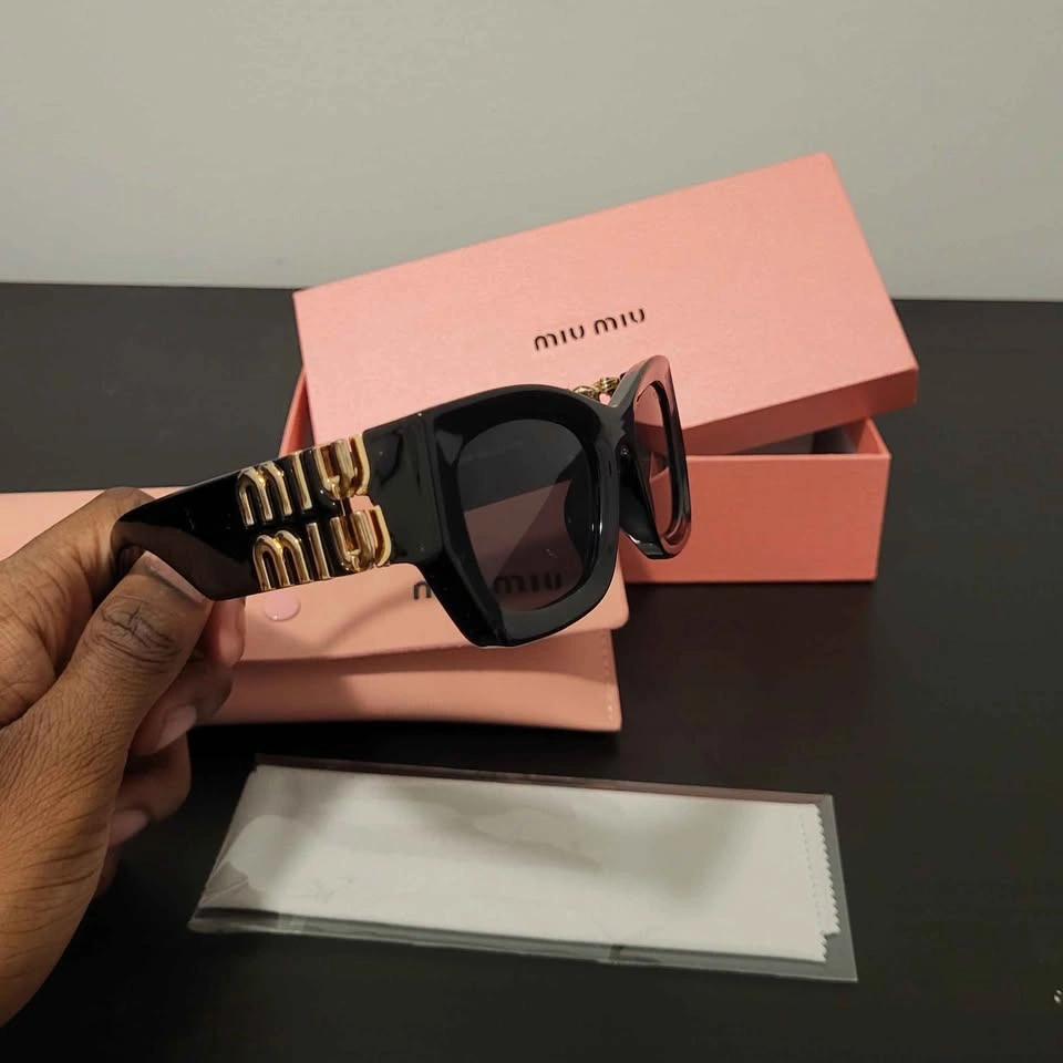 Miu Miu Glimpse Sunglasses (Black/Gold) - photo 2