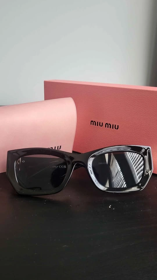 Miu Miu Glimpse Sunglasses (Black/Gold) - photo 5