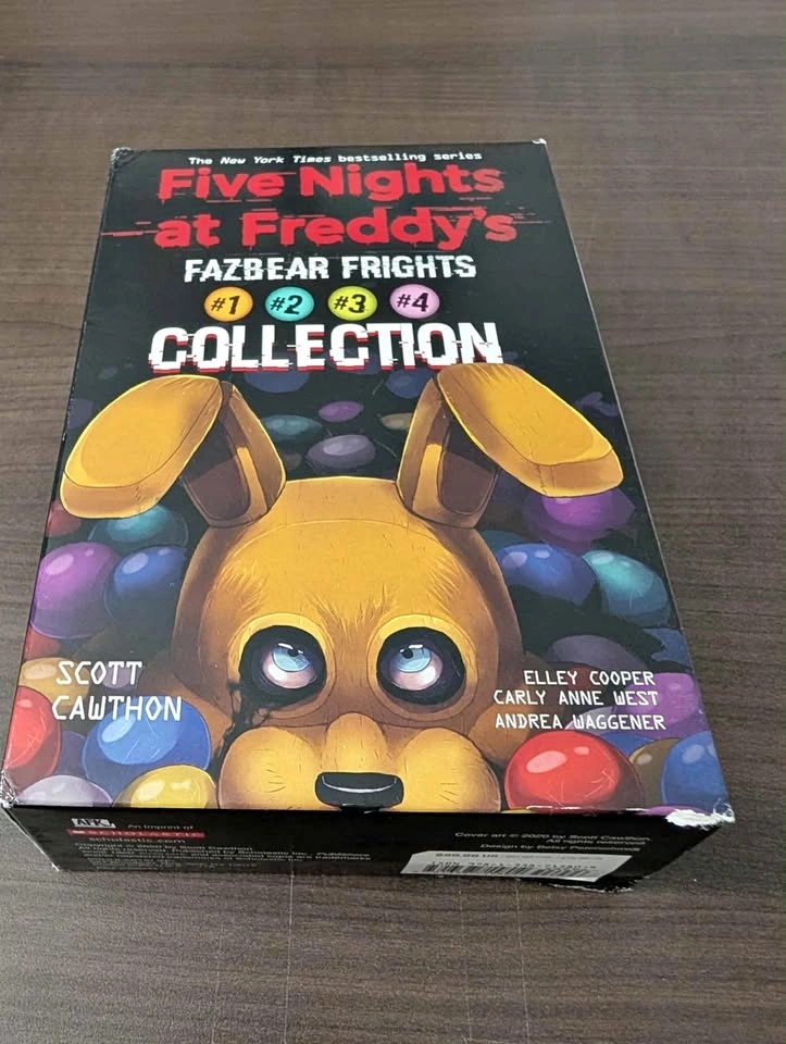 Five Nights at Freddy's - 8 Books