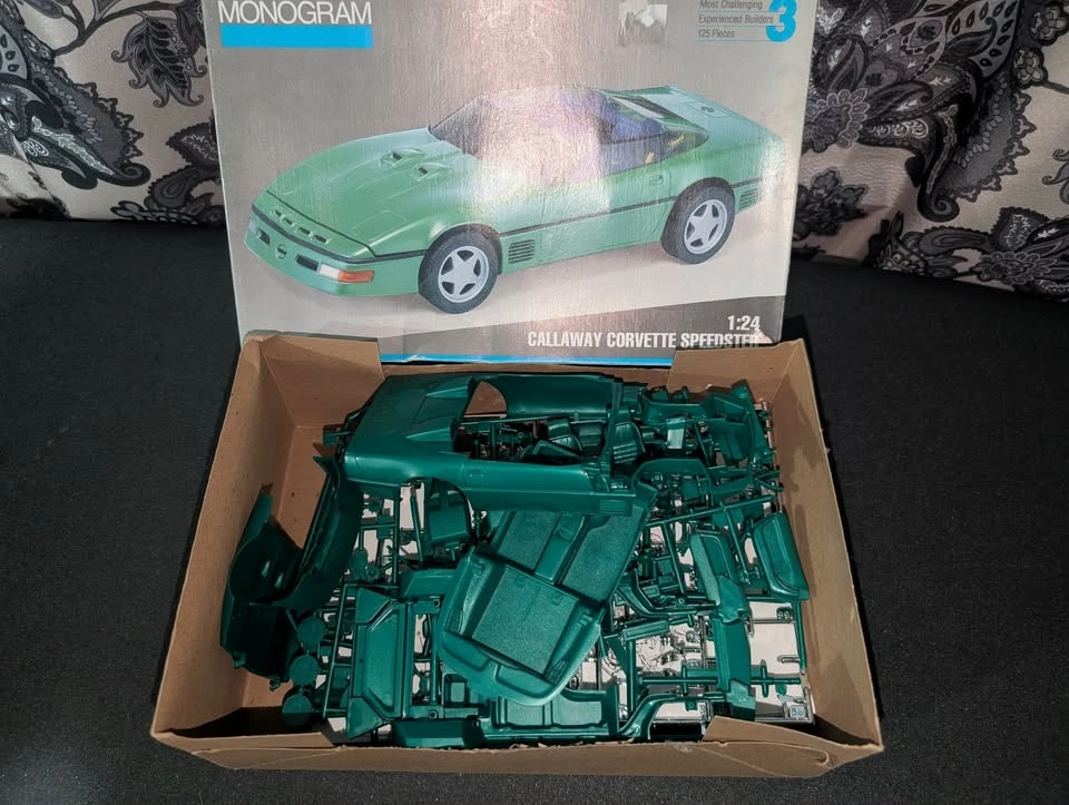 Plastic Model - Callaway Corvette Model - photo 2