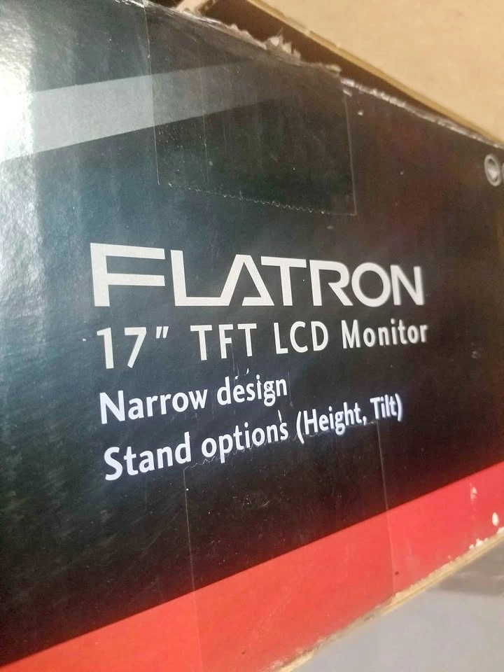 LG LCD 17" Computer Monitor