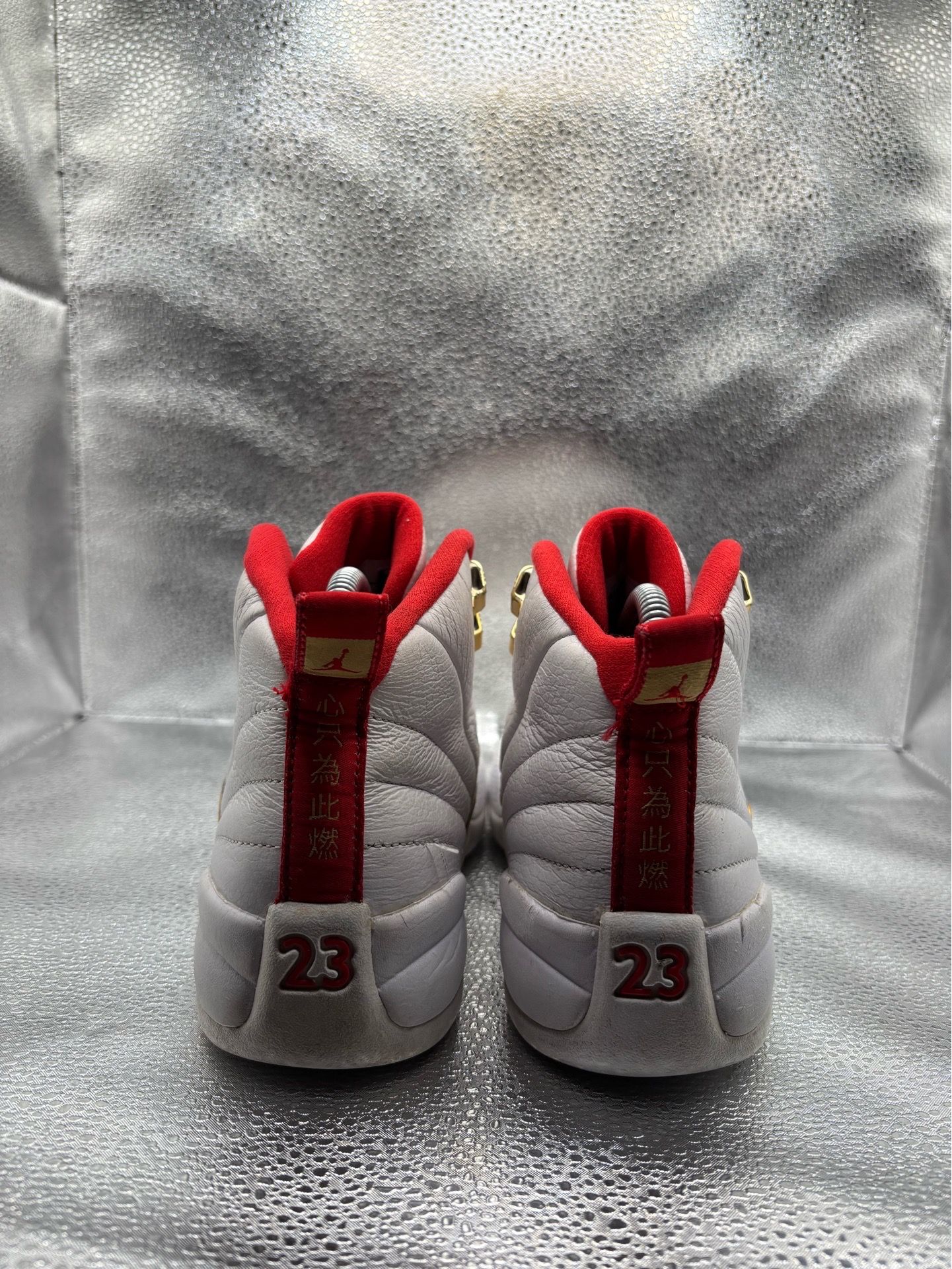Air Jordan 12 Fiba GS - photo 4