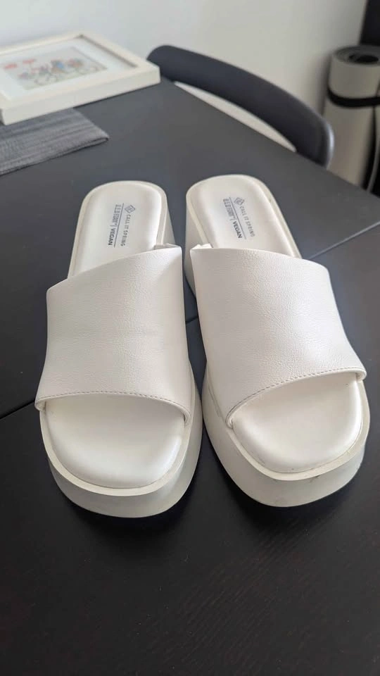 White Platform Sandals - photo 2